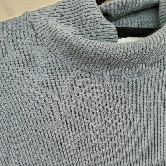 Sweater Rib Turtleneck - Never worn - Picture 5 of 5